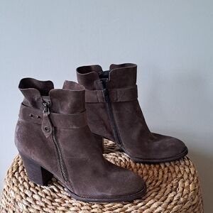 Paul Green Womens Brown Distressed Suede Ankle Boots Side Zippers AU5.5/US8